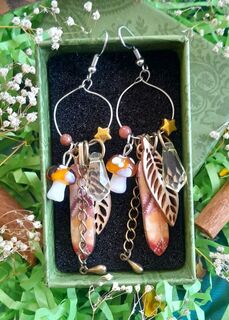 SANDSTONE TRINKET EARRINGS